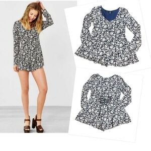 Lucca long sleeved romper XS